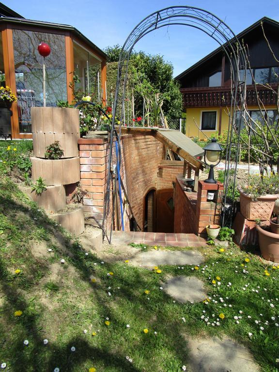 Haus Sundl - Privatzimmer Еммерсдорф-ан-дер-Донау Екстер'єр фото